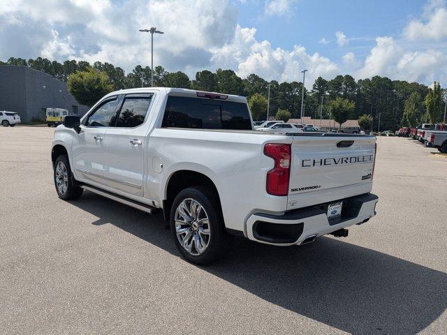 Photo of 2023 Pearl Chevrolet Silverado 1500