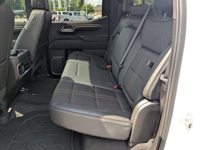 Photo of 2023 Pearl Chevrolet Silverado 1500