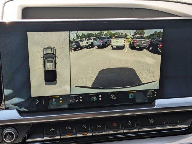 Photo of 2023 Pearl Chevrolet Silverado 1500
