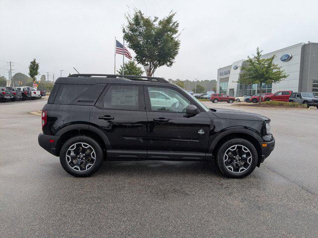 Photo of 2025 Shadow Black Ford Bronco Sport