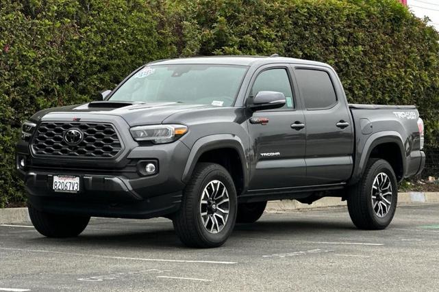 Photo of 2023 Black Toyota Tacoma