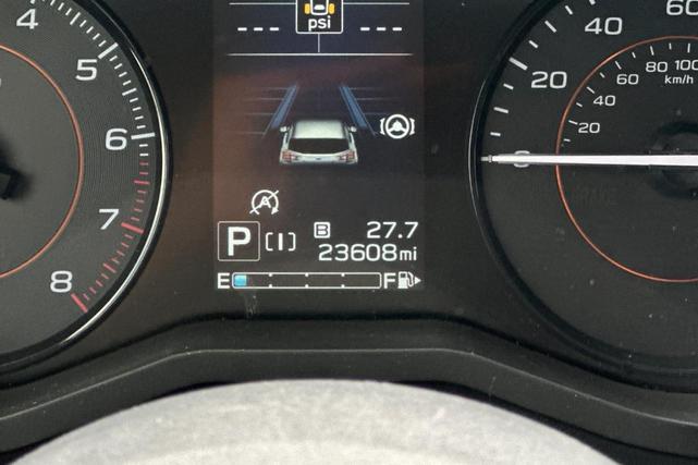 Photo of 2023 Crystal White Pearl Subaru Crosstrek