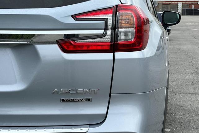Photo of 2024 Ice Silver Metallic Subaru Ascent