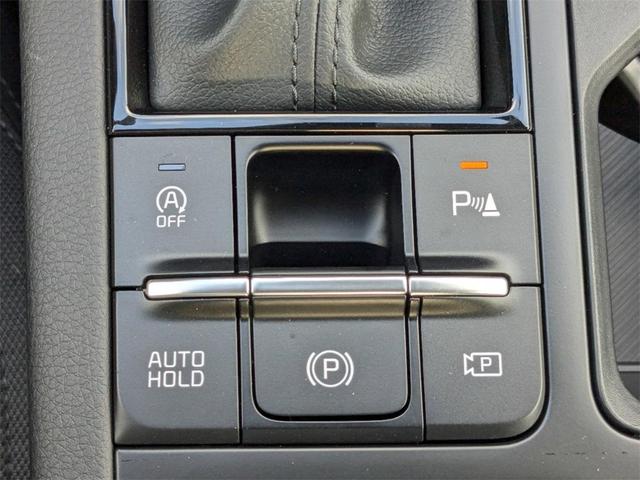 Photo of 2025 Aurora Black Pearl Kia K5