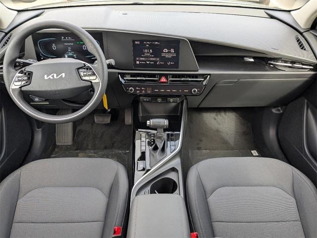 Photo of 2025 Aurora Black Pearl Kia Niro