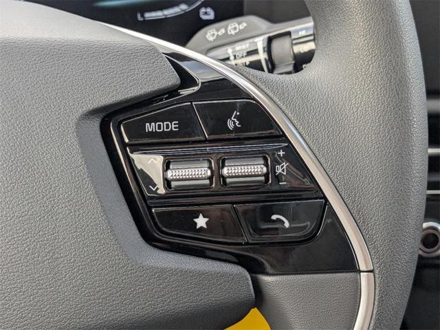 Photo of 2025 Aurora Black Pearl Kia Niro