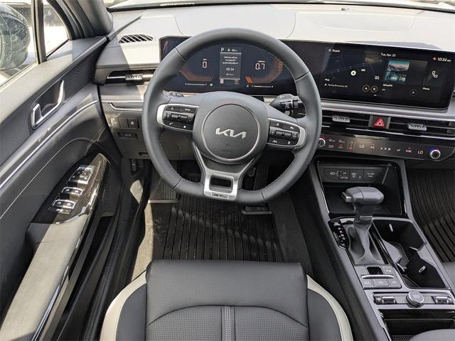 Photo of 2025 Steel Kia K5