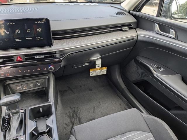 Photo of 2025 Gray Kia K5