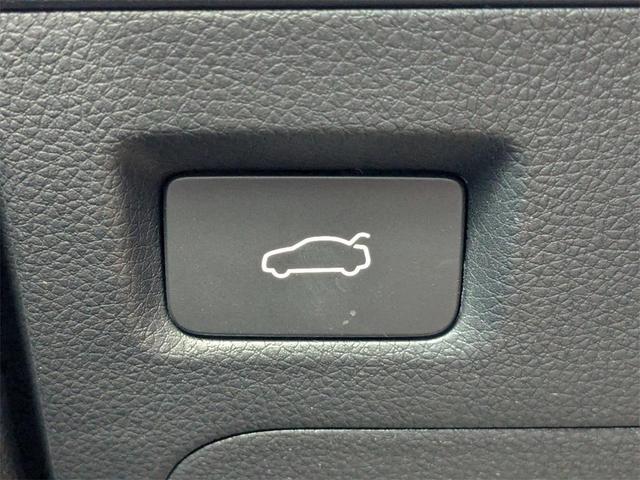Photo of 2025 Gray Kia K5