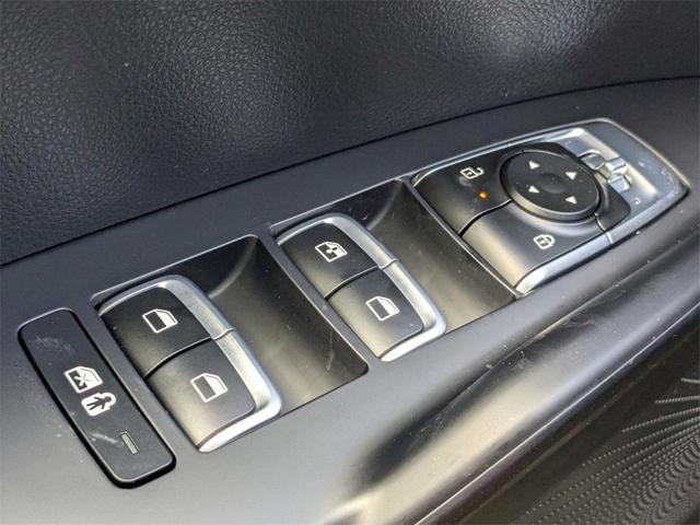 Photo of 2025 Gray Kia K5