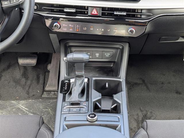 Photo of 2025 Gray Kia K5
