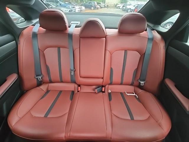Photo of 2021 Wolf Gray Kia K5