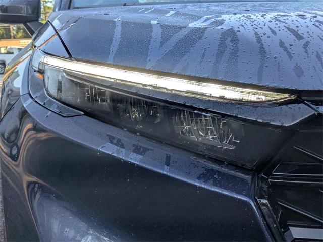 Photo of 2024 Blue Honda CR-V Hybrid