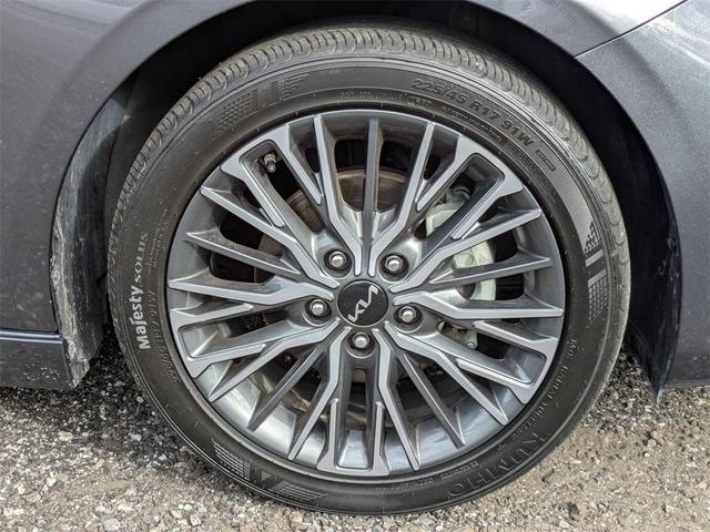 Photo of 2023 Gravity Gray Kia Forte