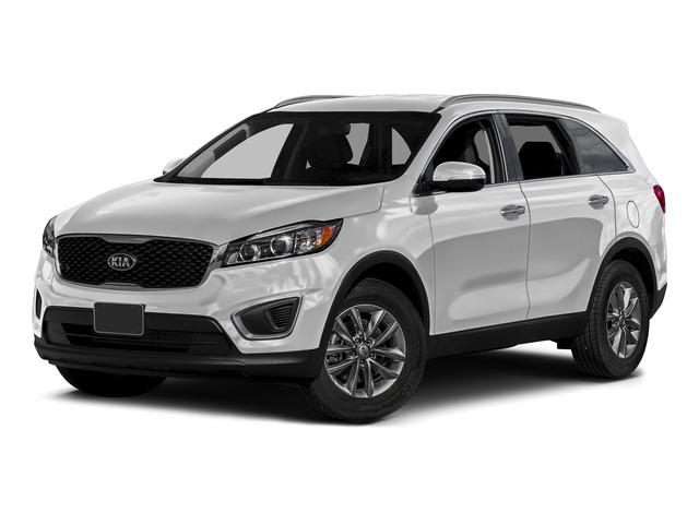 Photo of 2016 Sparkling Silver Kia Sorento