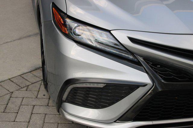 Photo of 2023 Gray Toyota Camry