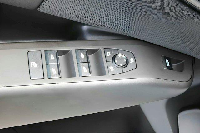Photo of 2025 Alpine White BMW X3