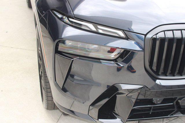 Photo of 2026 Carbon Black Metallic BMW X7