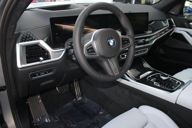 Photo of 2026 Frozen Pure Grey Metallic BMW X7