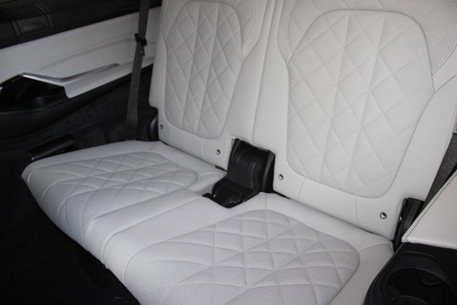 Photo of 2026 Frozen Pure Grey Metallic BMW X7