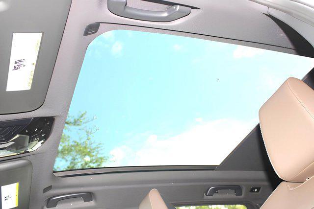 Photo of 2025 Mineral White Metallic BMW X3