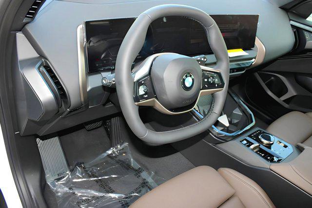 Photo of 2025 Mineral White Metallic BMW X3