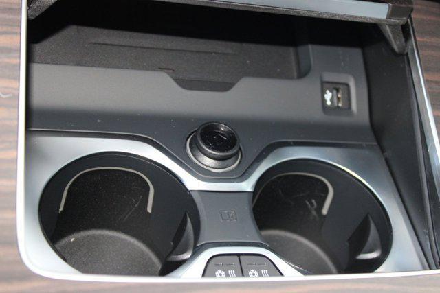 Photo of 2026 Blue Ridge Mountain Metallic BMW X7