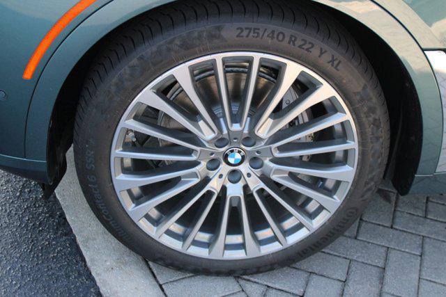 Photo of 2026 Blue Ridge Mountain Metallic BMW X7