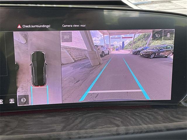 Photo of 2025 Tambora Gray Metallic Audi Q5