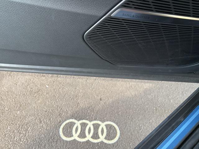 Photo of 2025 Samurai Gray Metallic Audi Q7