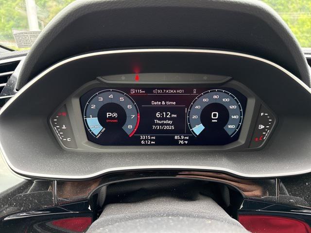 Photo of 2024 Navarra Blue Metallic Audi Q3