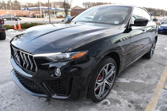 Photo of 2021 Nero Maserati Levante