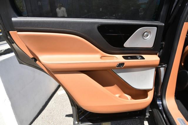 Photo of 2021 Infinite Black Lincoln Aviator