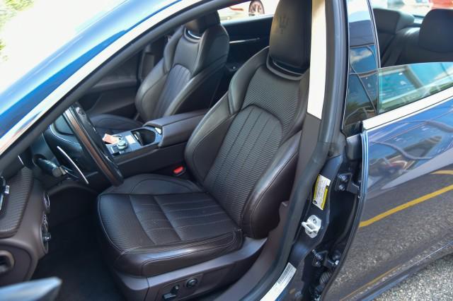 Photo of 2020 BLU SOFISTICATO Maserati Quattroporte