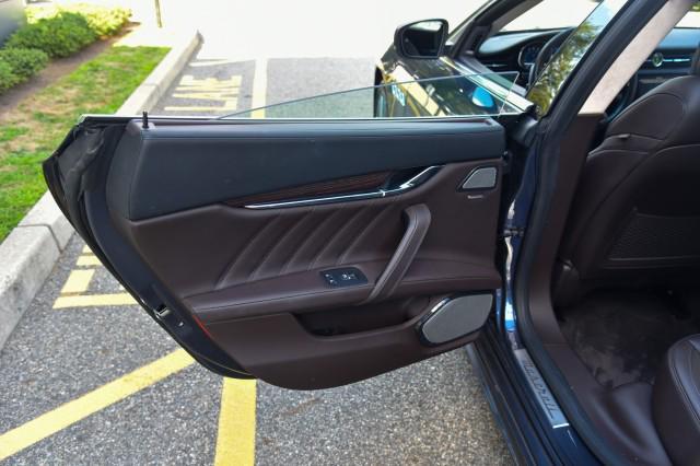 Photo of 2020 BLU SOFISTICATO Maserati Quattroporte