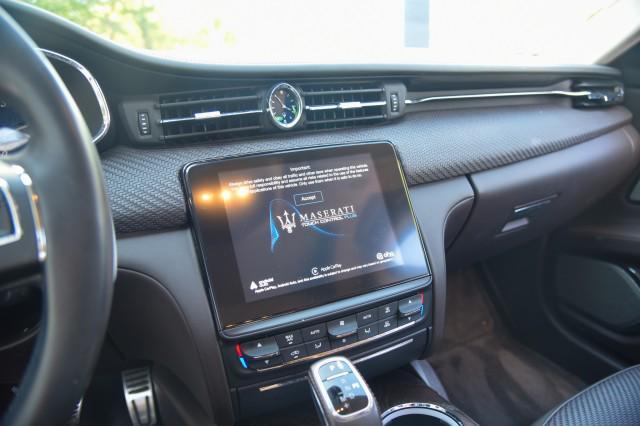 Photo of 2020 BLU SOFISTICATO Maserati Quattroporte