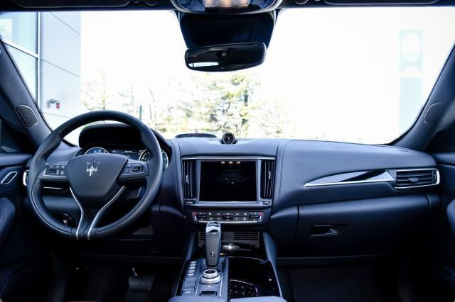Photo of 2023 WHITE Maserati Levante