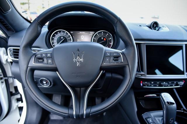 Photo of 2023 WHITE Maserati Levante
