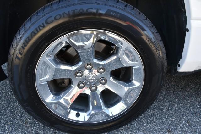 Photo of 2019 Bright White Clearcoat RAM 1500
