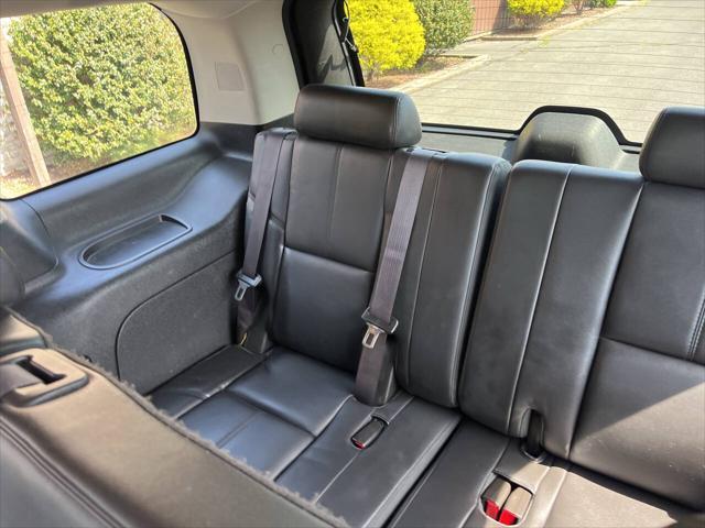 Photo of 2013 Summit White Chevrolet Tahoe