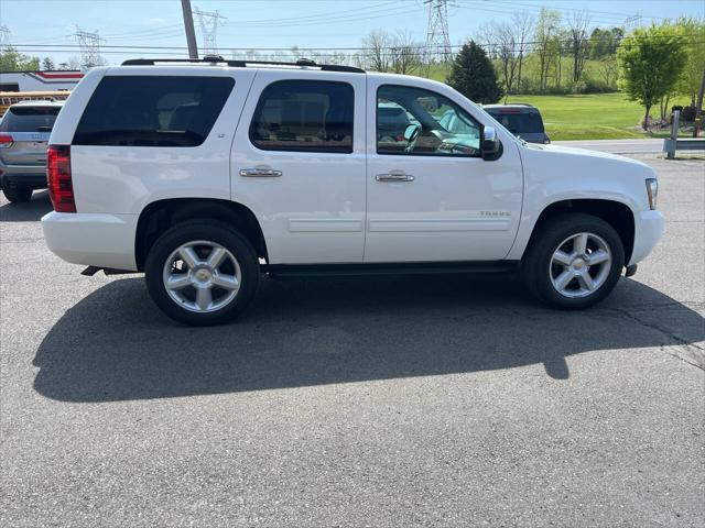Photo of 2013 Summit White Chevrolet Tahoe
