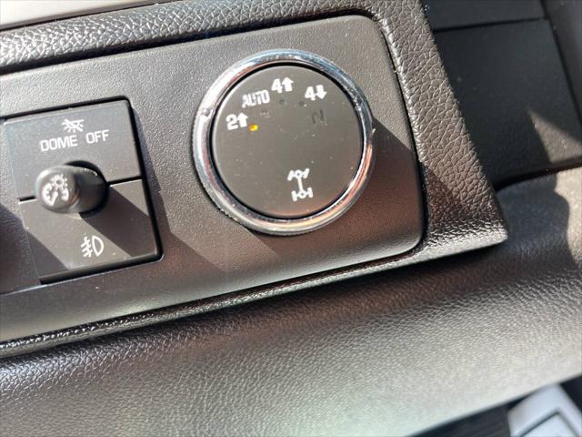 Photo of 2013 Summit White Chevrolet Tahoe