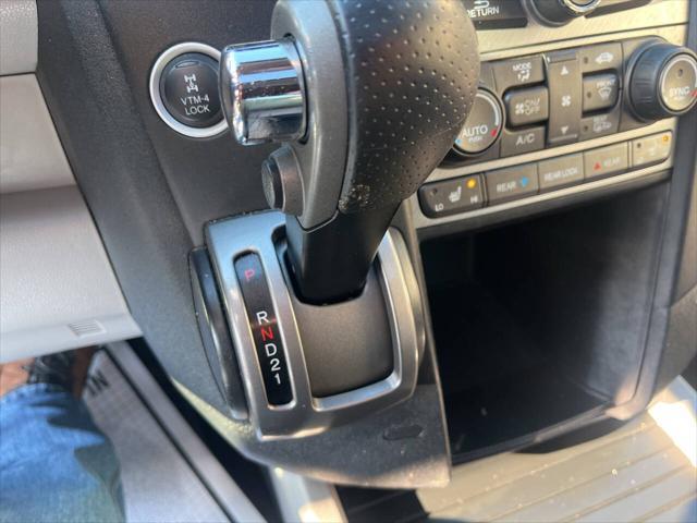 Photo of 2013 Crystal Black Pearl Honda Pilot