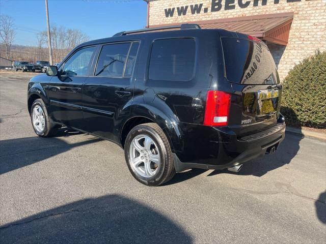 Photo of 2013 Crystal Black Pearl Honda Pilot