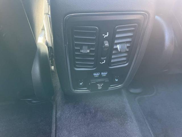 Photo of 2015 True Blue Pearlcoat Jeep Grand Cherokee