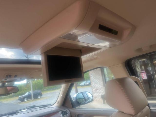 Photo of 2013 Black Chevrolet Suburban