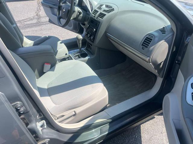 Photo of 2008 Charcoal Chevrolet Malibu Classic