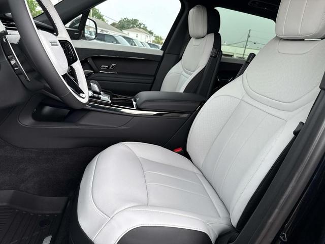 Photo of 2025 Santorini Black Land Rover Range Rover Sport