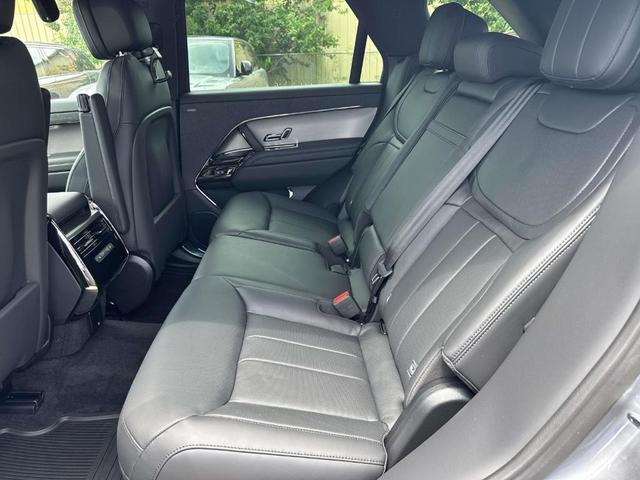 Photo of 2025 Eiger Grey Land Rover Range Rover Sport