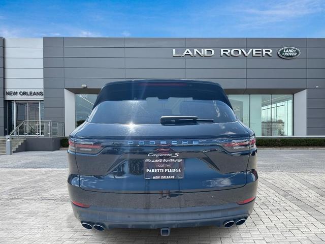 Photo of 2019 Jet Black Metallic Porsche Cayenne